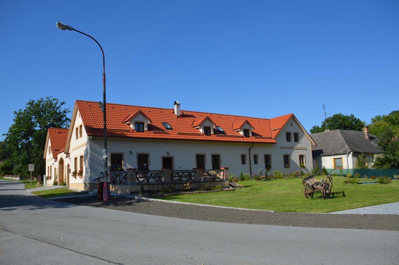 Penzion U Podkovare Třeboň Eksteriør billede